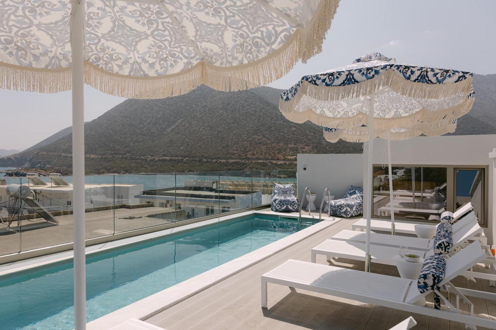 Golden Luxury Suites Bali  ภายนอก รูปภาพ