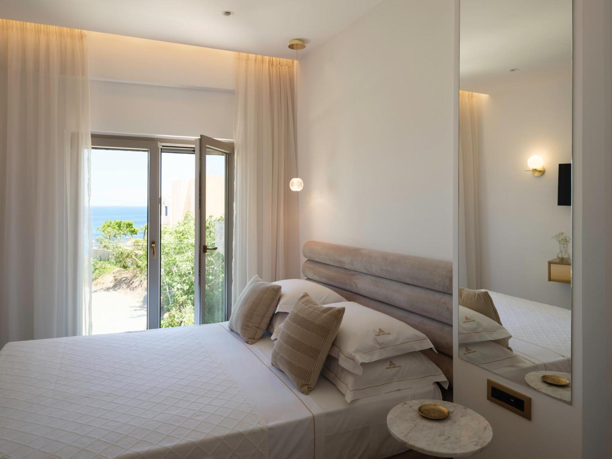 Golden Luxury Suites Bali  ภายนอก รูปภาพ