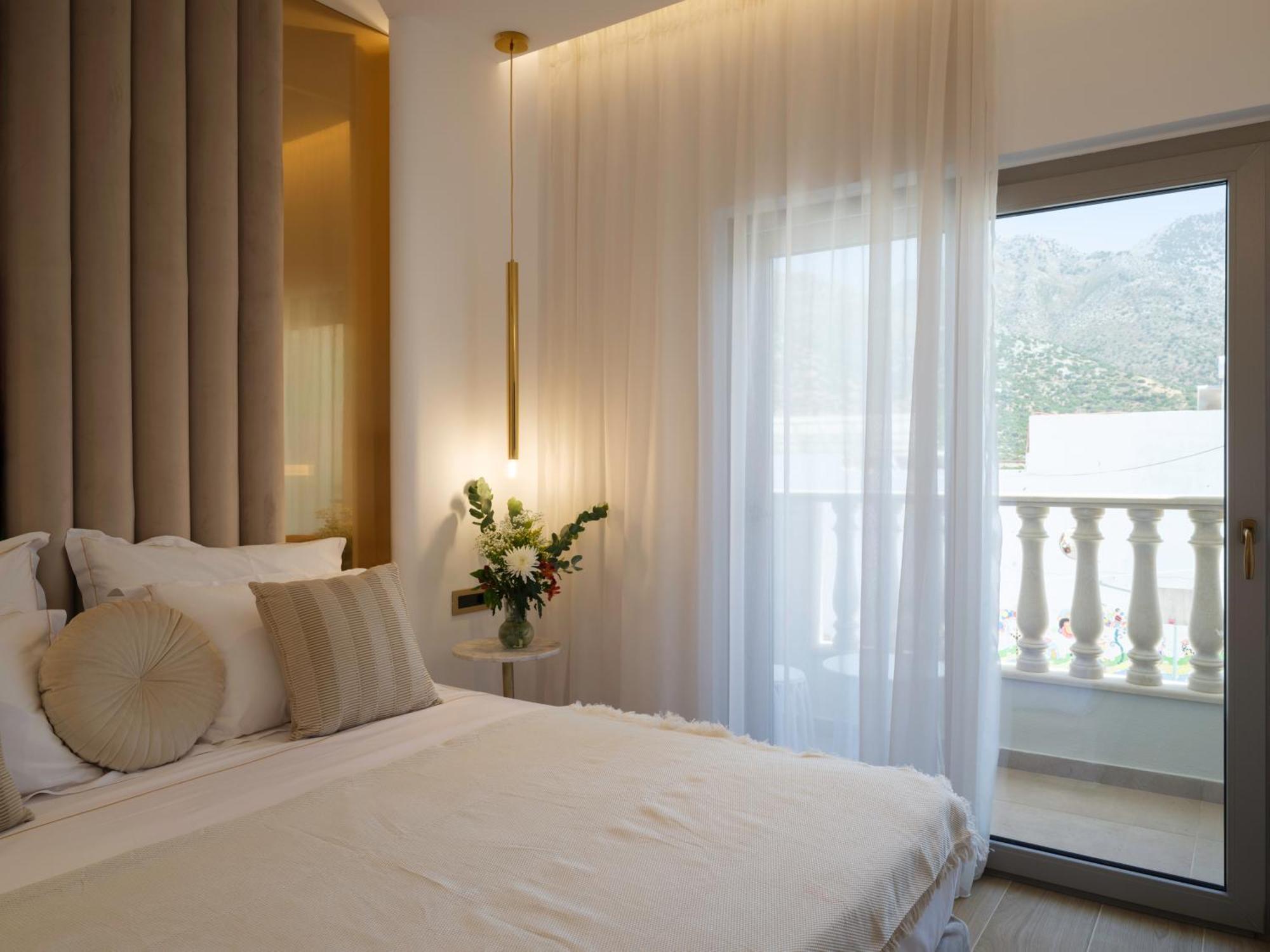 Golden Luxury Suites Bali  ภายนอก รูปภาพ