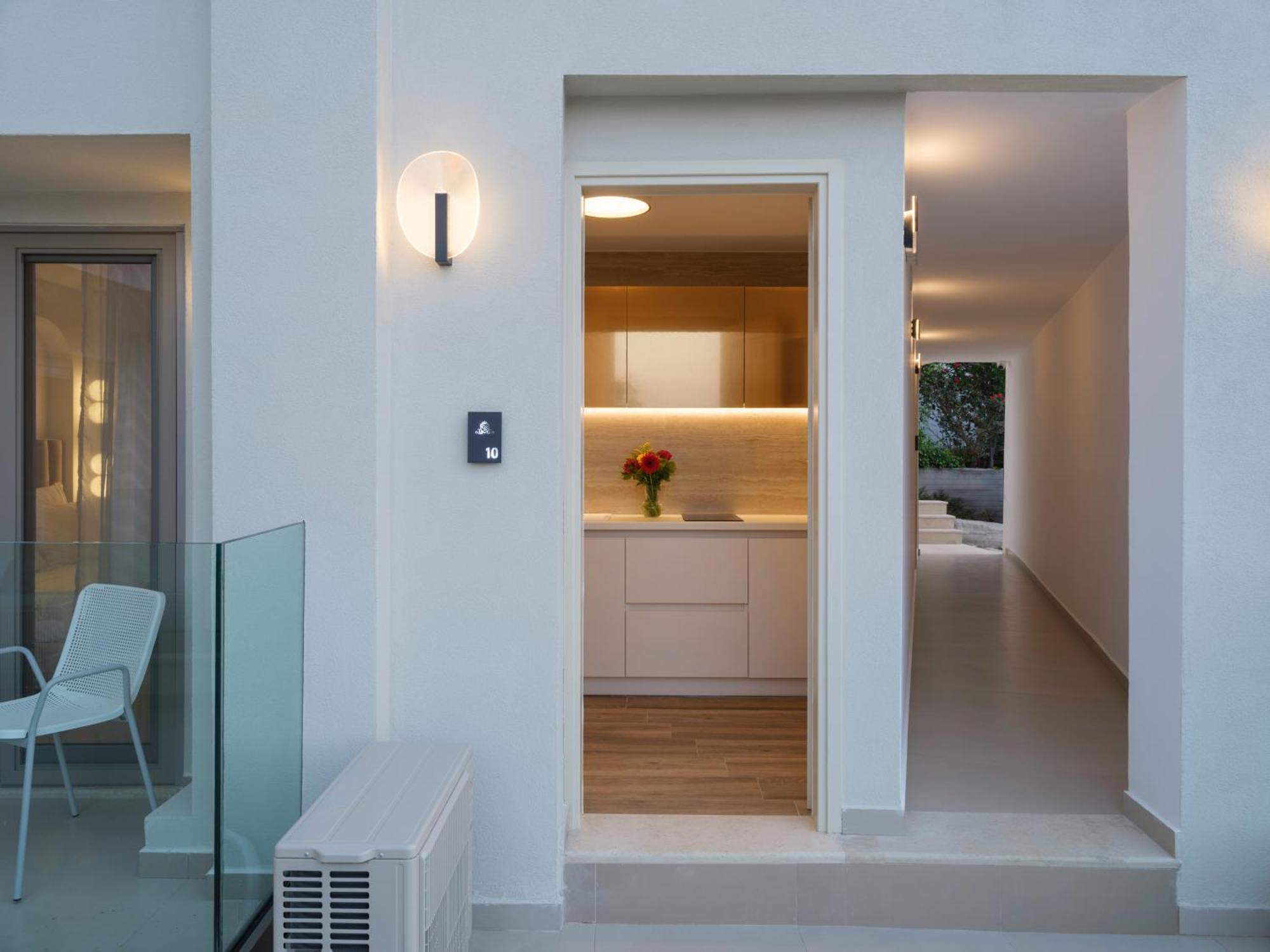 Golden Luxury Suites Bali  ภายนอก รูปภาพ