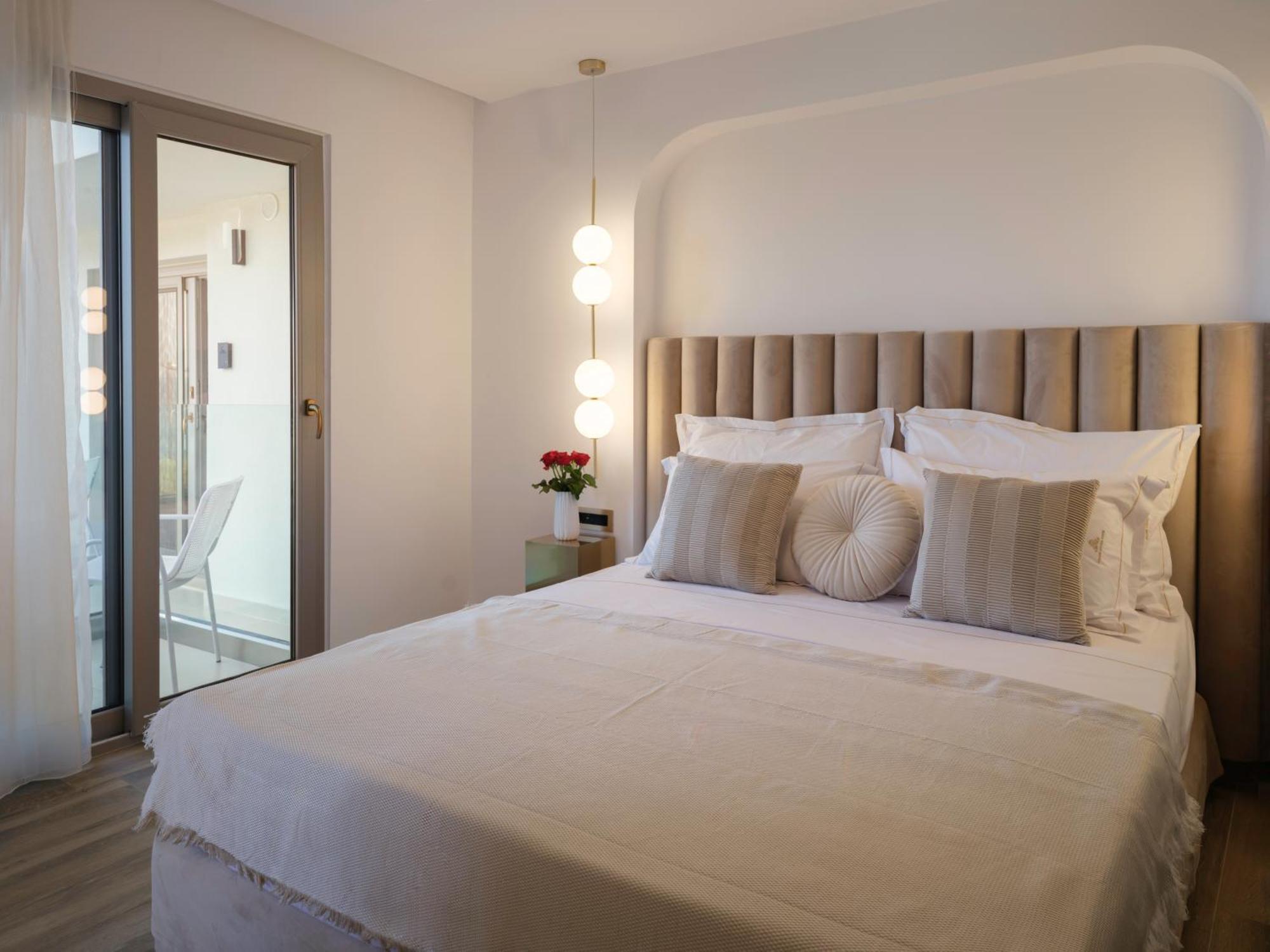 Golden Luxury Suites Bali  ภายนอก รูปภาพ